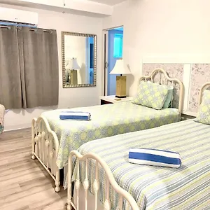 ** Motel Organic Retreat United States